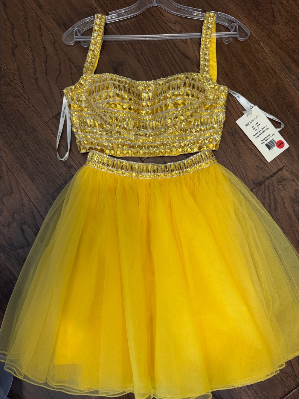 Sherri Hill Yellow Beaded Crop Top & Tulle Mini Skirt Set